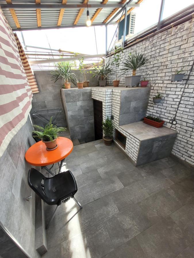 Дом 33 Возле Клиники Астхик Yerevan Exterior foto