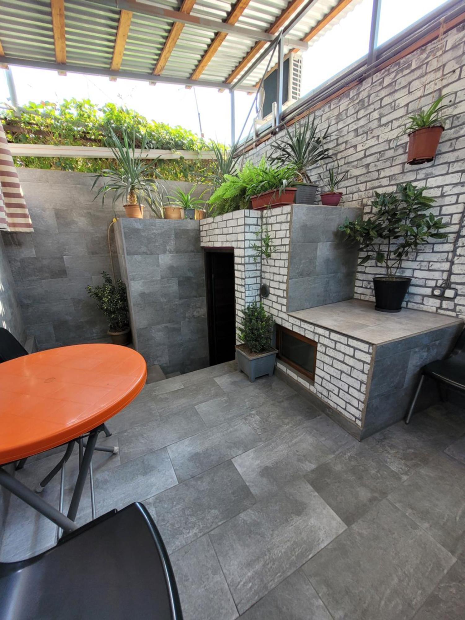 Дом 33 Возле Клиники Астхик Yerevan Exterior foto